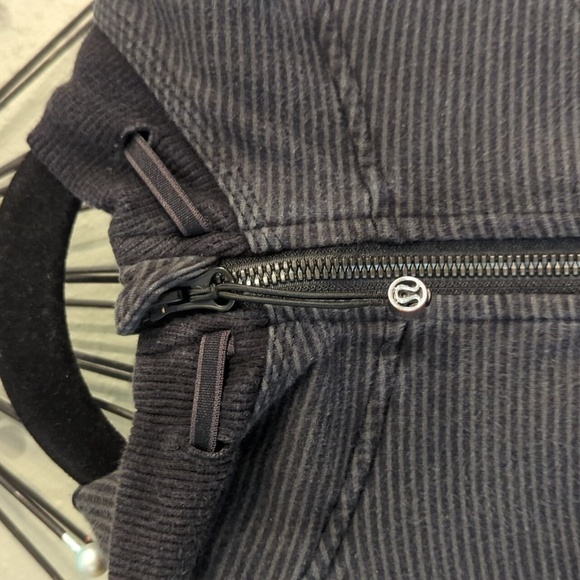 Lululemon Bliss Break Zip Up Hoodie Washed Black Gray Striped Thumbholes Pockets - Picture 3 of 11